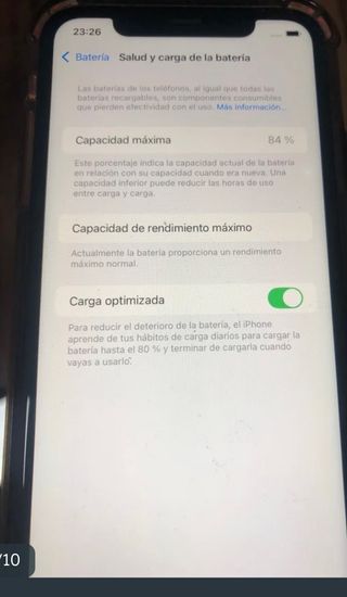 iPhone XR Rojo 84% Batería