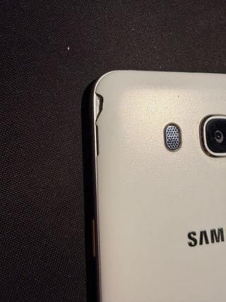 Samsung Galaxy J7 2016 Blanco