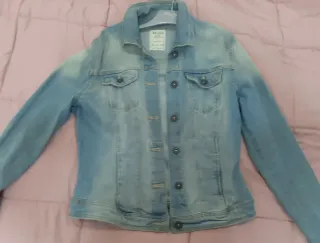 Chaqueta vaquera Bershka