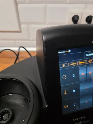 Taurus Mycook Touch Black Edition wifi