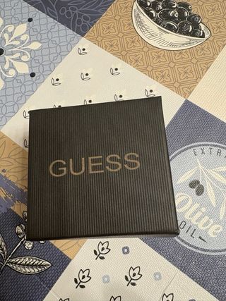 Reloj Guess Dorado