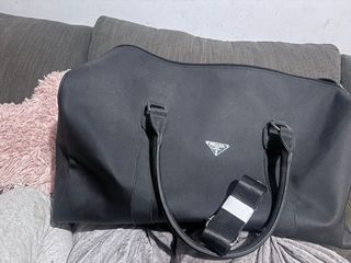 Maleta de viaje negra estilo Prada