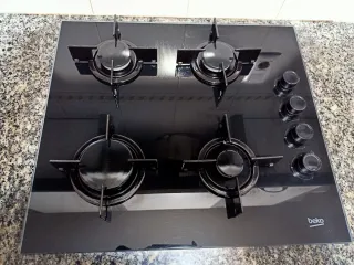 Cocina de gas vitro Beko 4 fuegos
