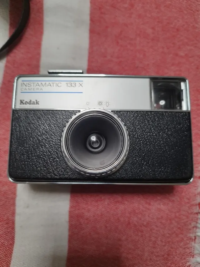 Cámara Kodak Instamatic 133-X