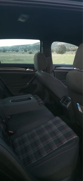 Volkswagen Golf GTI Performance Mk7