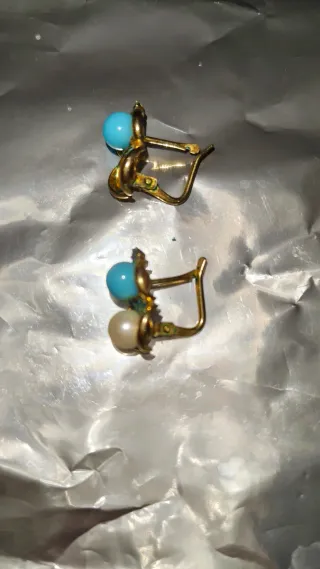 Pendientes de oro tipo dormilona