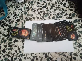 The Black Tarot (Tarot Negro) Luis Royo