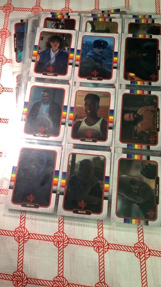 Cartas Coleccionables Stranger Things 148 unidades