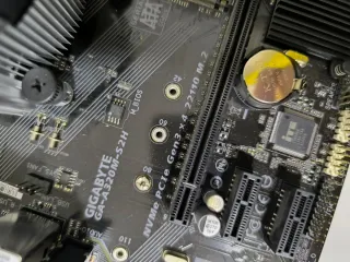 Placa Base Gigabyte GA-A320M-S2H