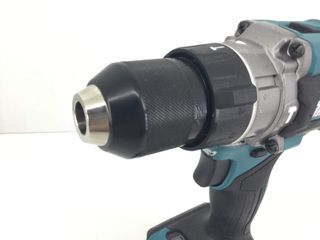 taladro a bateria makita hp001g