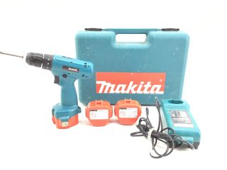 taladro a bateria makita 6227d