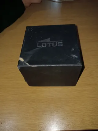 Reloj Lotus Azul y Plateado