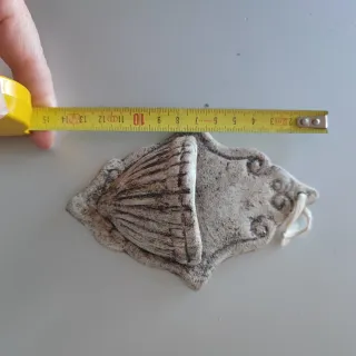 Acquasantiera in terracotta