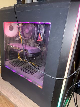 Torre PC Gaming Gigabyte Negra