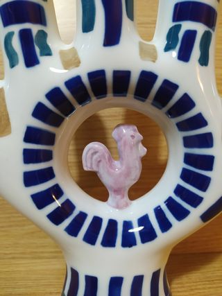 Figura Sargadelos Mano Gallo 24x22,5 cm