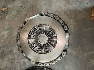 Kit Embrague y Bimasa BMW E60 525d LUK