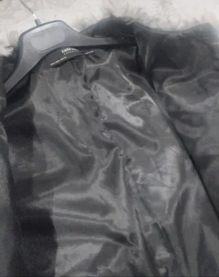 Abrigo Piel Sintética Blanco y Negro