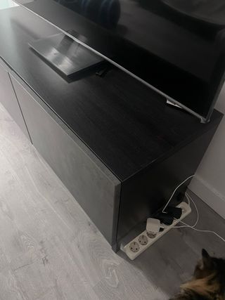 MUEBLE TV Ikea (besta)