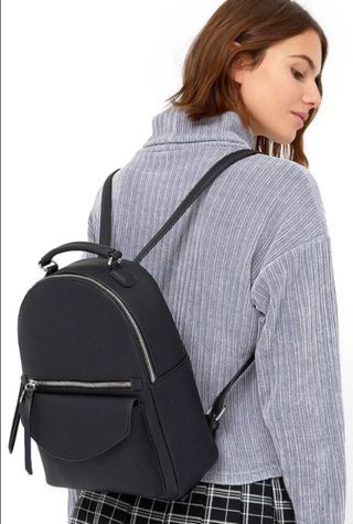 Mochila Stradivarius