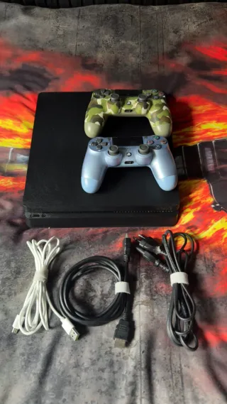 Consola PS4 Slim Negra + 2 Mandos