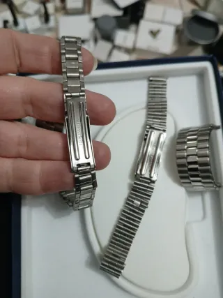 3 cinturini per orologi in acciaio