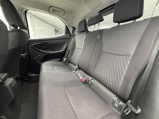 Toyota Yaris 1.5 120H Business Plus