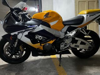 Honda CBR929RR SC44 2000
