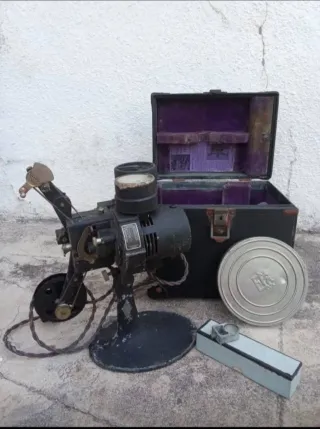 Proyector Cine Antiguo Bell & Howell Filmo