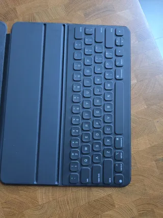 Teclado Apple Smart Keyboard Folio 12.9 Inglés