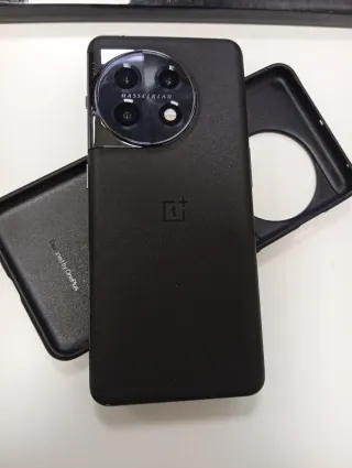 OnePlus 11 5G 16GB RAM 256GB SandBlack