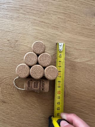 Soprammobile portachiavi tappi sughero