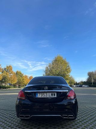 Mercedes-Benz Clase C 2015 ( paquete AMG )