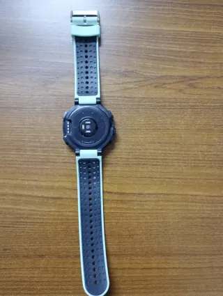 Reloj Garmin Forerunner 235