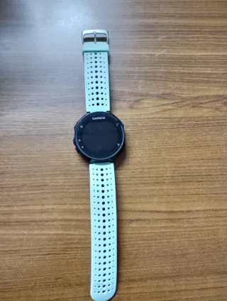 Reloj Garmin Forerunner 235