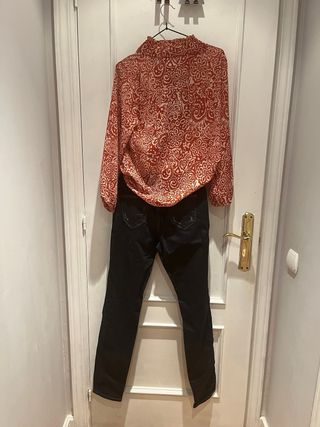 Conjunto Blusa y Pantalón