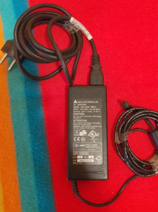 Caricabatterie Asus 240W per portatile