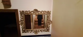 Espejo decorativo dorado