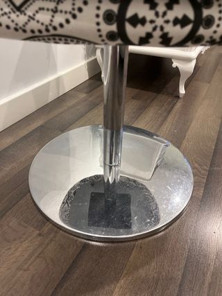 Silla giratoria con base de acero