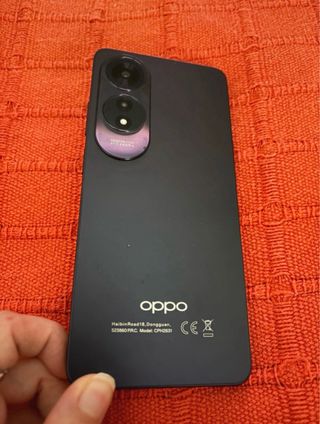 Oppo A60 Lila