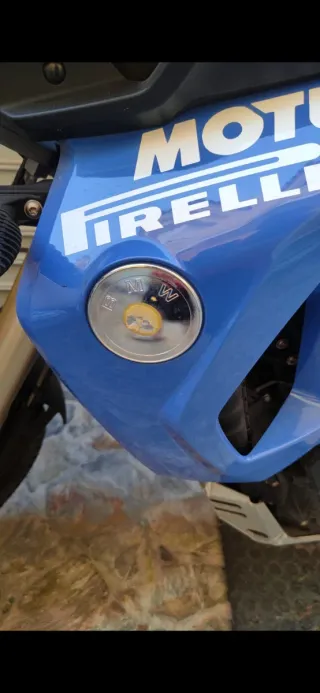 Logo BMW Moto 100x100mm garantizados