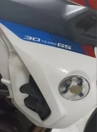 Logo BMW Moto 100x100mm garantizados