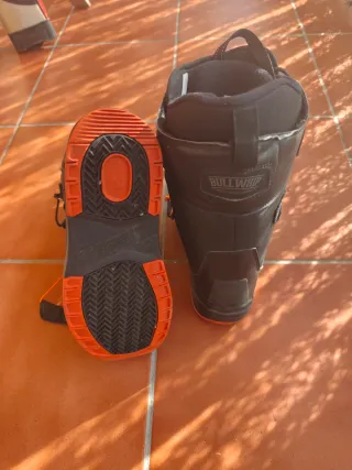 Botas de Snowboard Wedze Negras y Naranjas