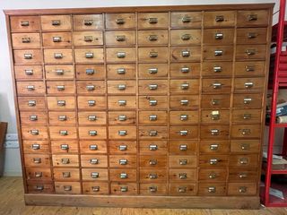 Mueble Archivador de 96 cajones