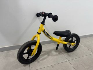 Bici de equilibrio Sawyer amarilla