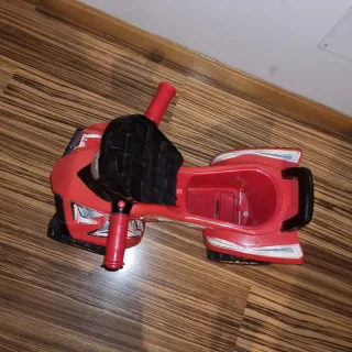 Moto correpasillos infantil roja