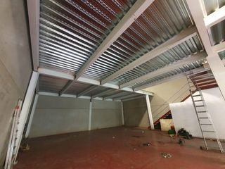 Nave industrial en venta – 375m2 x8,30 m²–