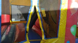 Hinchable payaso con tobogán