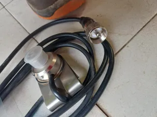 Cable antena emisora coche