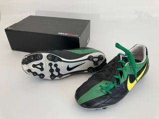 Zapatillas Nike iD T90 Fútbol Turf Talla 44,5
