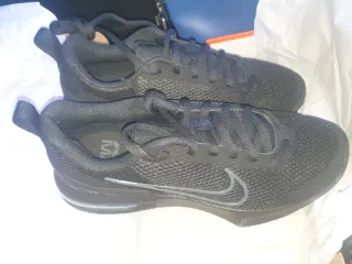 second hand nike air max